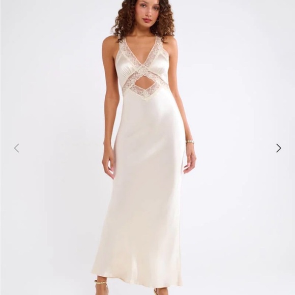 Rumored Dresses & Skirts - Rumored Crossroads Maxi Dress